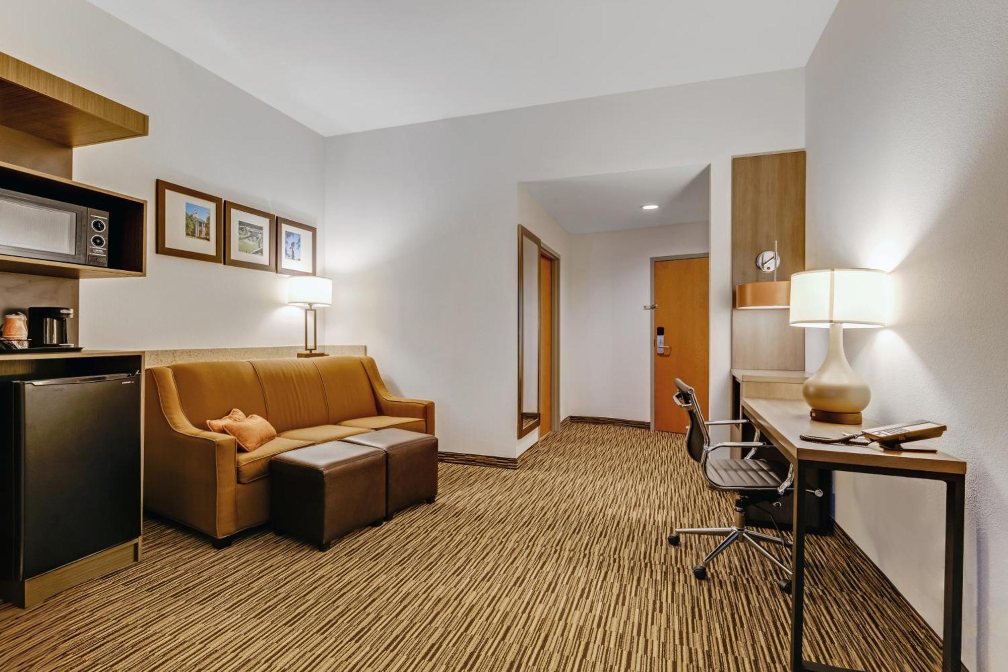 Comfort Suites Мерфрісборо Екстер'єр фото